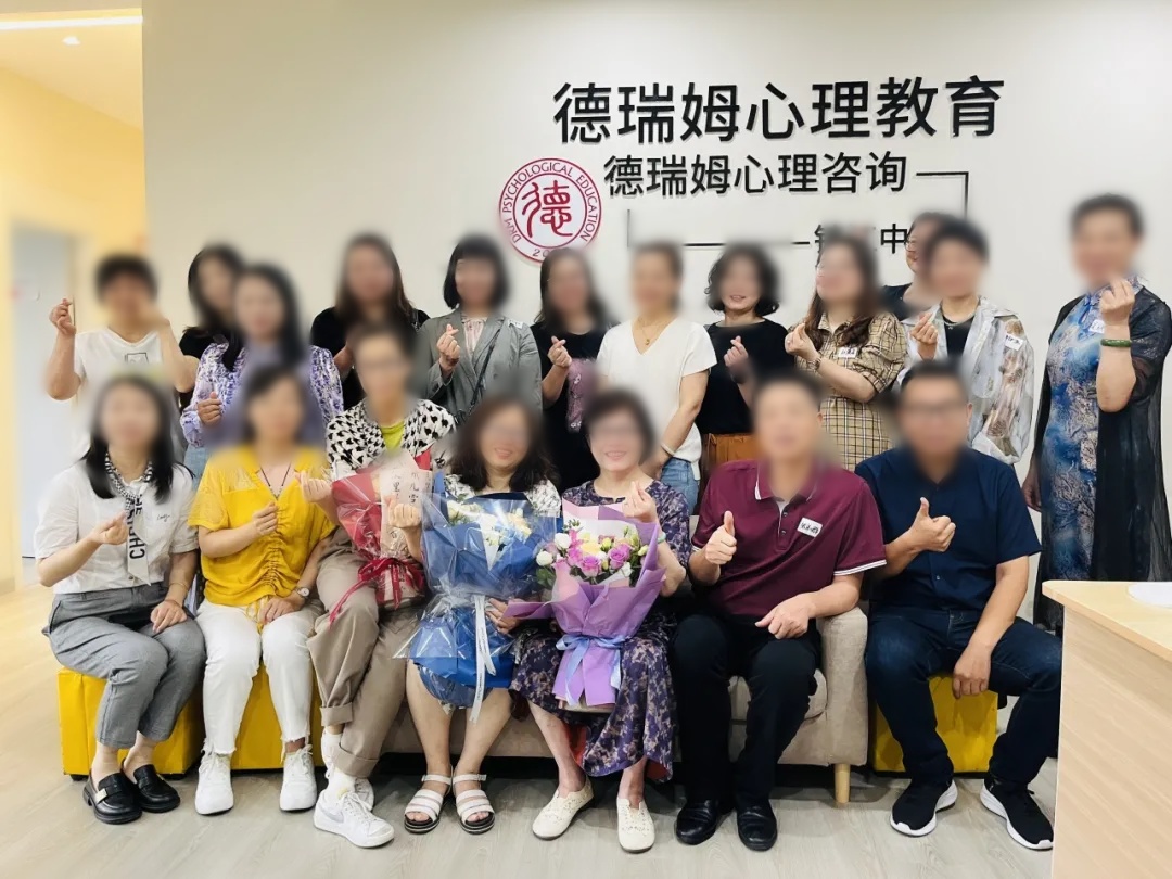 1745983586330537.jpg 4.jpg