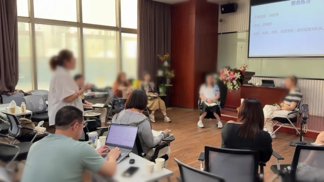 1749452492237689.jpg 5.jpg