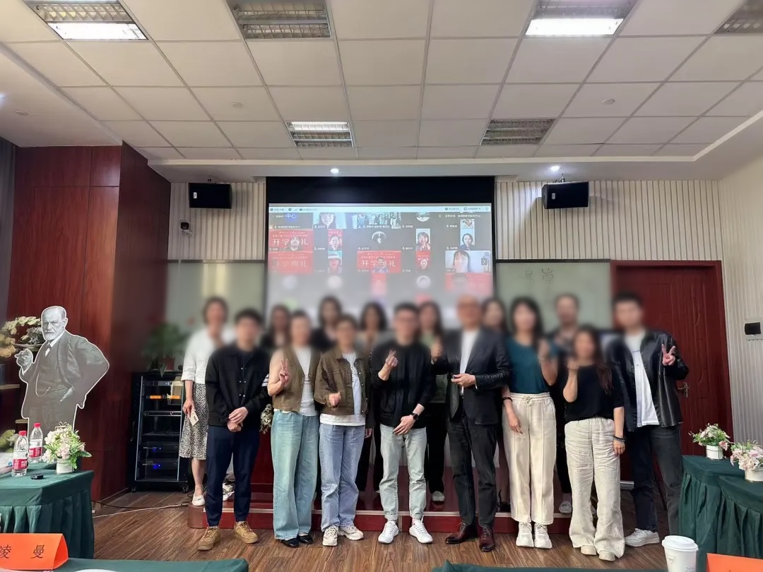 1753689444972788.jpg 2.jpg