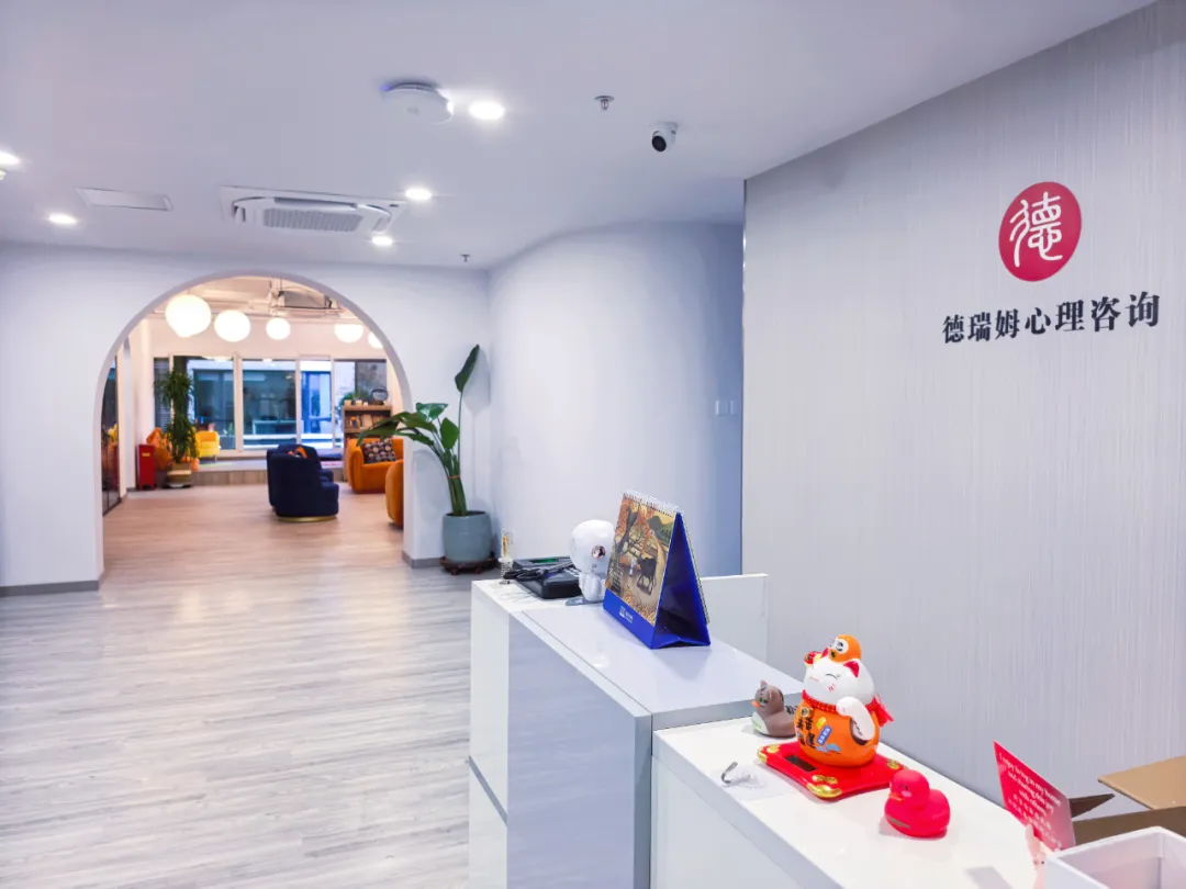 1758181073709204.png 1.png