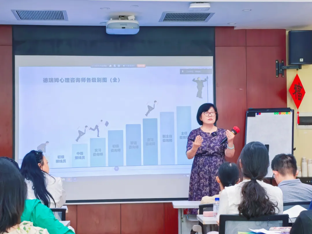 1759134579191058.png 1.png